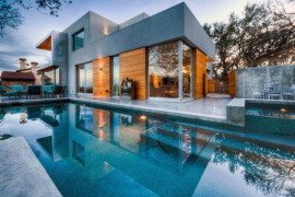 Texas City View Residence by Dick Clark Architecture