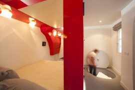 Red Nest: Bed-and-office all in one, small space solution