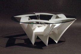 Elegant and sculptural Asquare table