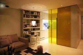 Living in a small urban apartment: Closet House