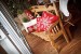 Traditional Christmas Decorations Bring Warmth to Your Home