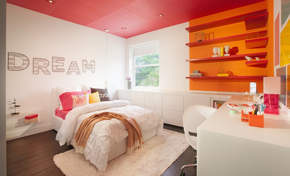 Modern teenage girl room design