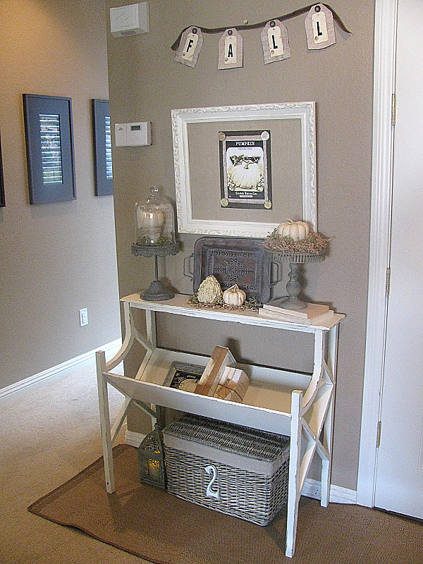 Small Foyer Entryway Decorating Ideas