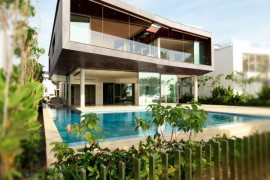 Weekend Retreat With Sustainable Features And Savvy Design