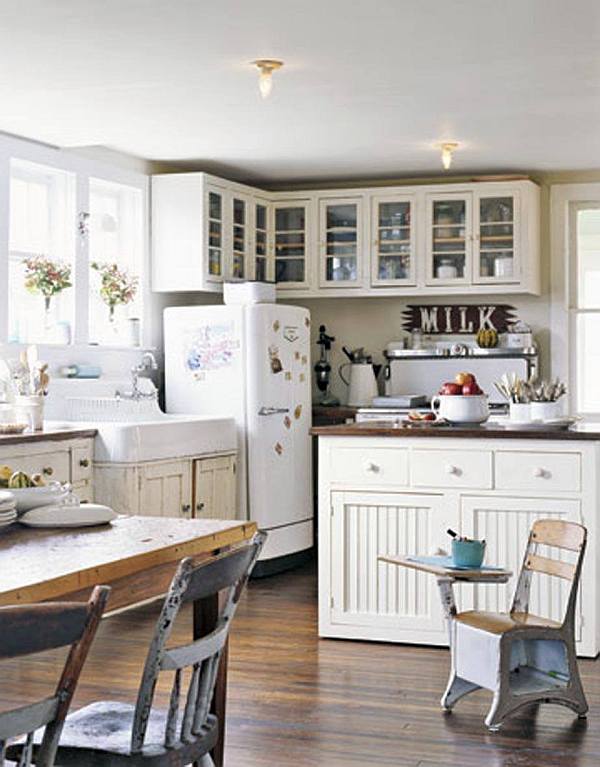 Decorating with a Vintage Farmhouse Inspiration