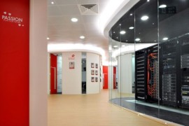 Morgan Lovell Paints the New Rackspace Office Red, With Flamboyant British-flavored Design!
