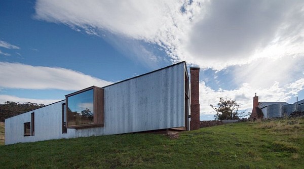 Shearers Quarters by John Wardle Architects 2 Rustic Charm and a Modern Makeover for the Shearers Quarters