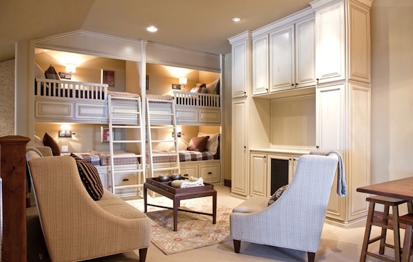 bunk-bed-with-ladder-stair.jpg (600×381)