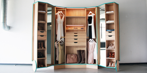 Ergonomic Walk-In Closet Opens Up Into a Stylish Mini Fitting Room