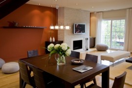 Choosing The Ideal Accent Wall Color For Your Dining Room