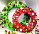 Duct Tape Wreaths in Green and Red help spread the holiday spirit