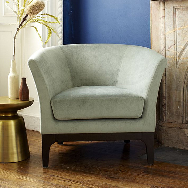 21 Gorgeous Armchairs That Blend Comfort and Style