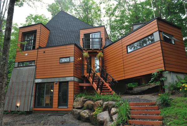 Shipping container home in Quebec