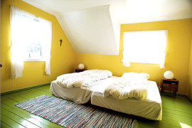 Eye-Catching Paint Colors for the Bedroom