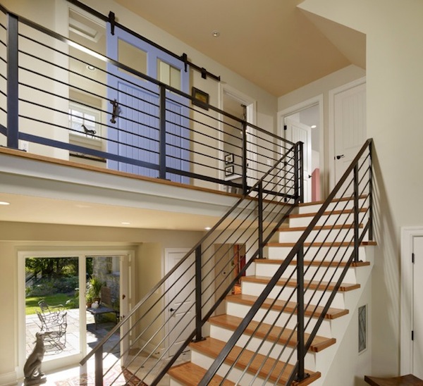 Choosing the Perfect Stair Railing Design Style