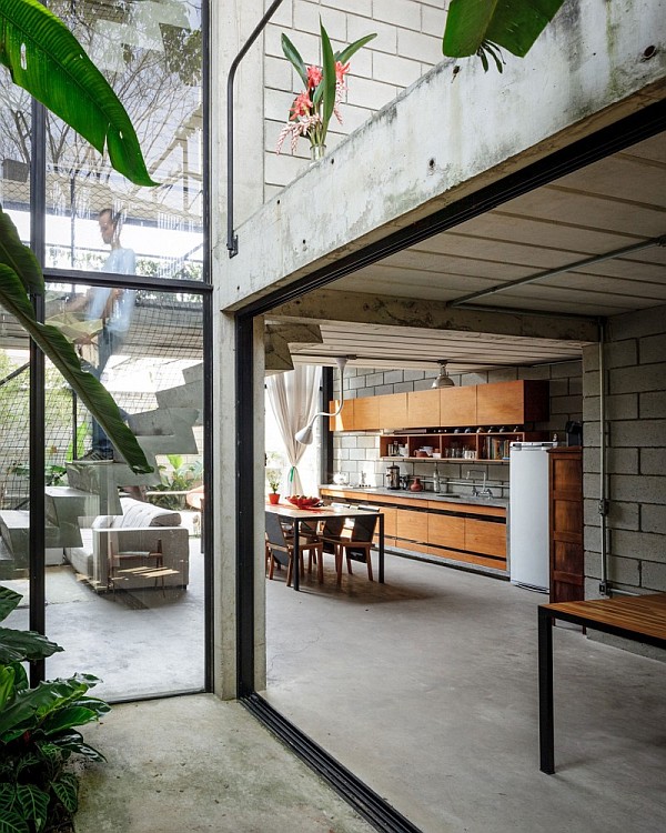 Maracanã House in Sao Paulo Brings a Touch of Green to The Urban ...