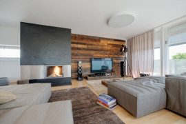 Nussberg Penthouse in Vienna: Bright and Casual Interiors that offer Ample Views