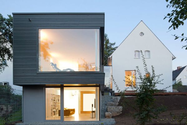 Traditional German Home Acquires A Sparkling Modern Extension