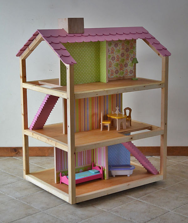 large diy dollhouse