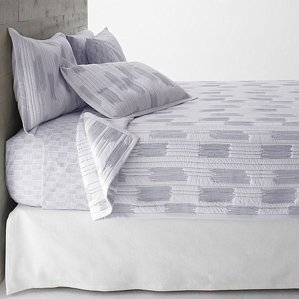 modern bed linens