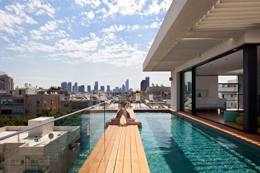 Terrace Infinity Pool Tops Off A Classy Contemporary Home In Tel Aviv