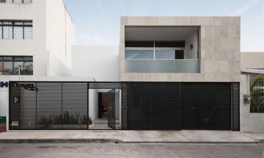 Facade of Cereza House in Mexico Interior Courtyard And High Ceiling Shape Clever Cancún House