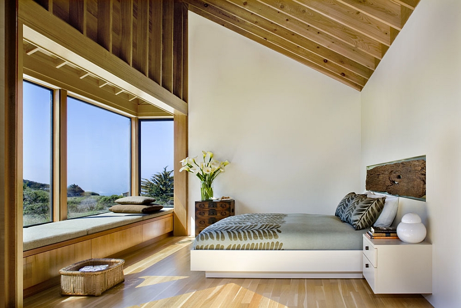 Gorgeous modern bedroom with a relaxed organic vibe