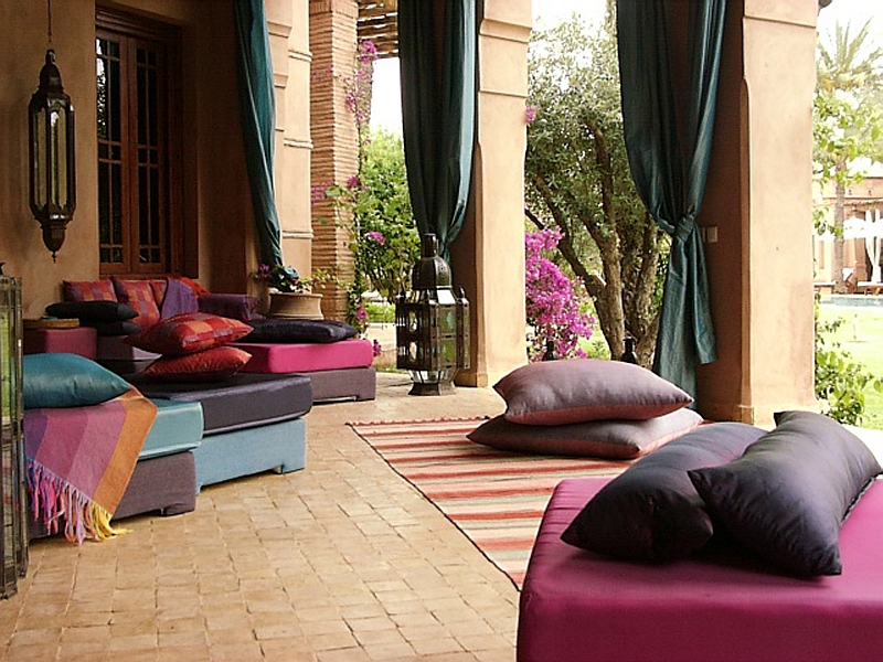 Moroccan patios, courtyards ideas, photos, decor and inspirations