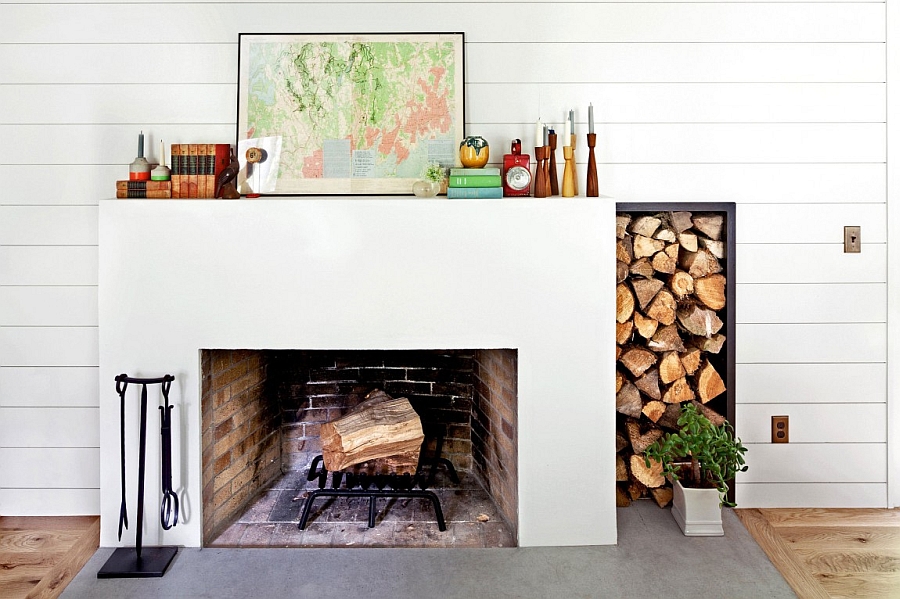 Firewood use as a decorative element in the house