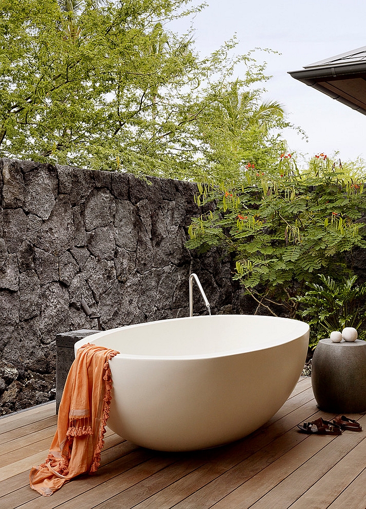 Standalone bathtubs convert the backyard into a place for a refreshing dip [Design: ZAK Architecture]