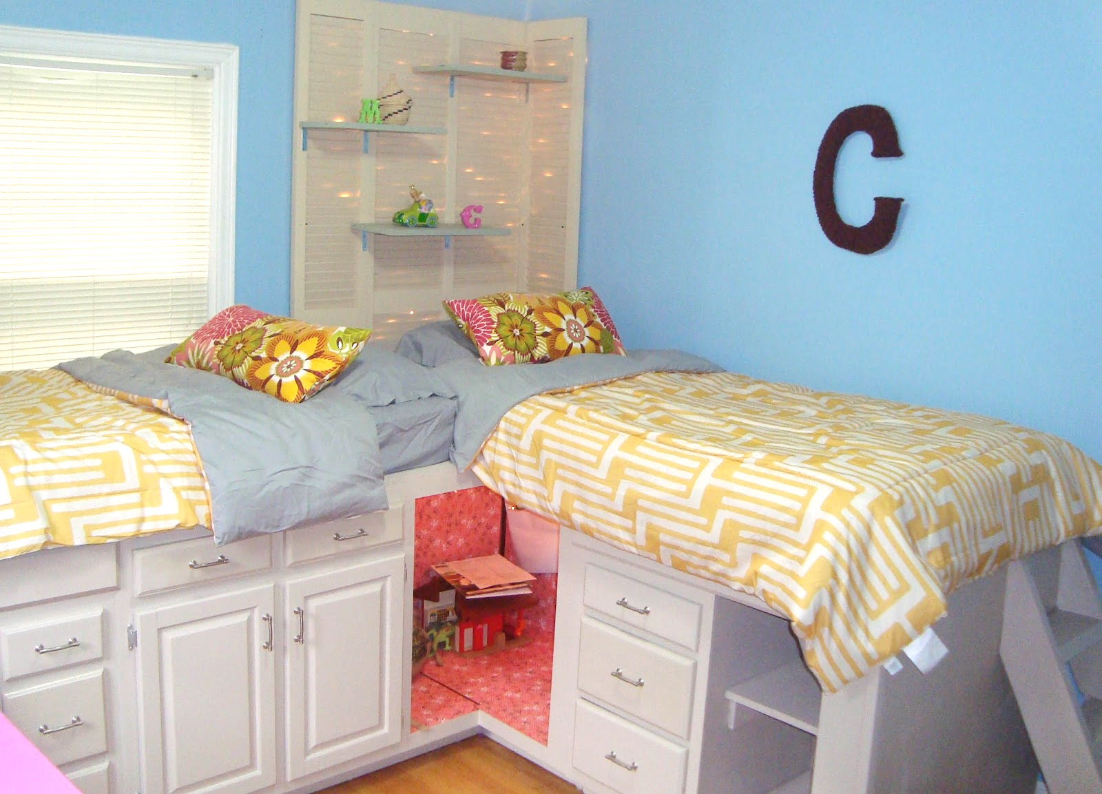 8 Diy Storage Beds To Add Extra Space And Organization To Your Home 5011