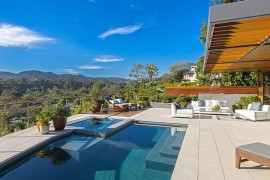 Custom prefabricated home