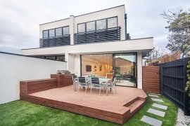 Simple, small rear courtyard design