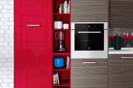 Wall units and strorage spaces complement the sleek workstation perfectly