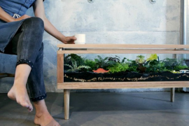 Instructables How to Make a Terrarium Table