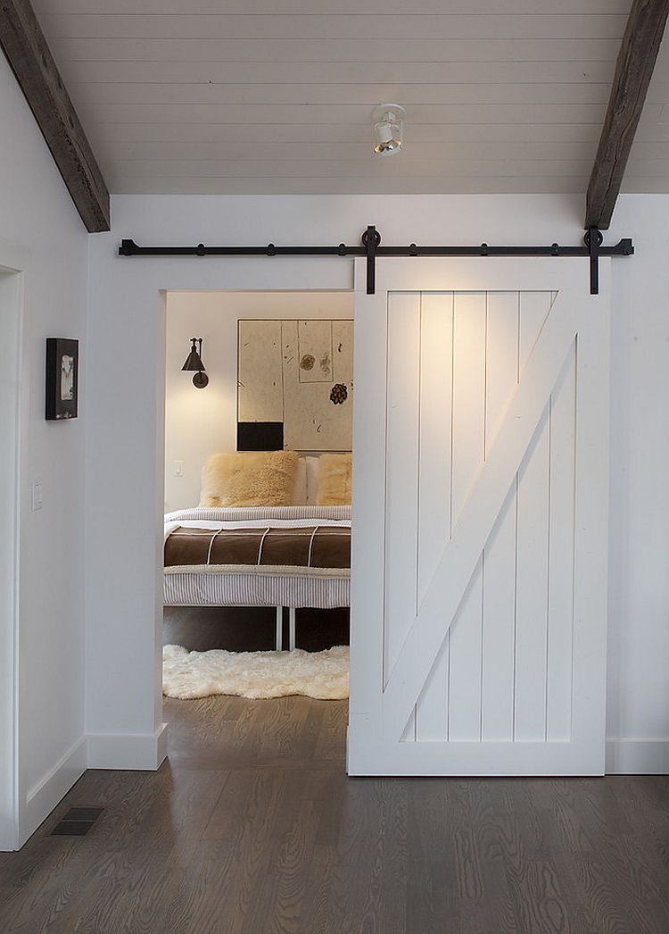 25 bedrooms that showcase the beauty of sliding barn doors