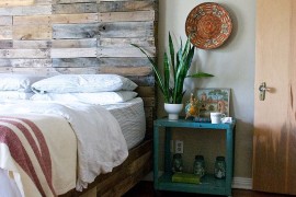 Custom pallet wood bed with a gorgeous headboard