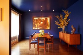 Dining room for those who absolutely love deep and rich blue!