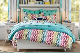Girls' bedroom from PBTeen