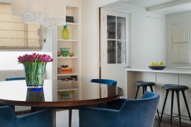 Lovely use of color in the dining space