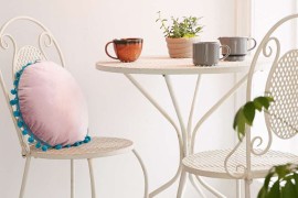 Modern eclectic breakfast nook
