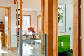 Opening on the top level brings natural light to the ground floor