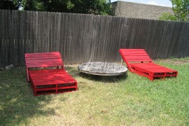 Red pallet loungers for the outdoors
