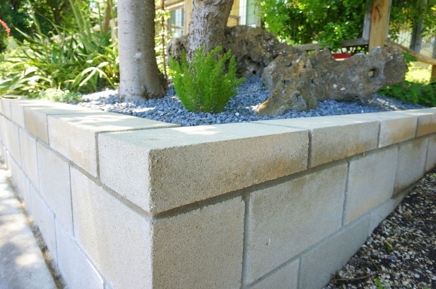 A Diy Cinder Block Retaining Wall Project Interior Design Blogs