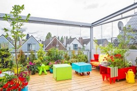 Dutch apartment with adaptable terrace greenhouse