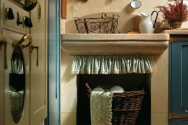 Lovely fabric frills give that additional Mediterranean aura to the kitchen