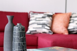 Smart coffee table adds pattern to the cool living room