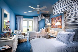 Trendy use of blue in the tropical bedroom