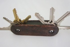 DIY Swiss army key ring