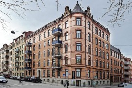 Gothenburg building with cool Scandinavian apartment